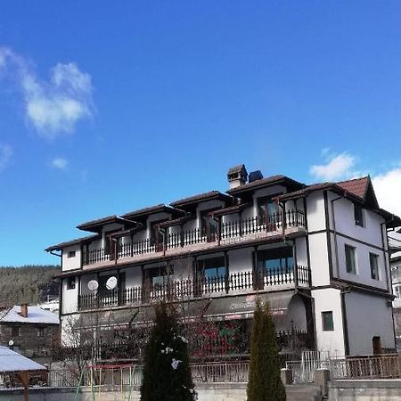 Къща За Гости Динас Zmeitsa Bagian luar foto