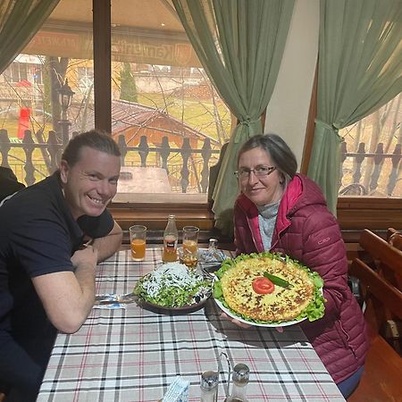 Къща За Гости Динас Zmeitsa Bagian luar foto